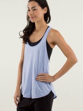 Lululemon 105 F singlet